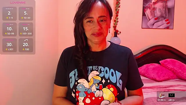 Snapshot of sara_florez1 chatting on March 1, 2025, 11:06 am sara florez1 online show from March 1, 2025, 11:06 am