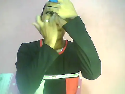 Fariana01 online show from December 13, 2024, 9:20 pm