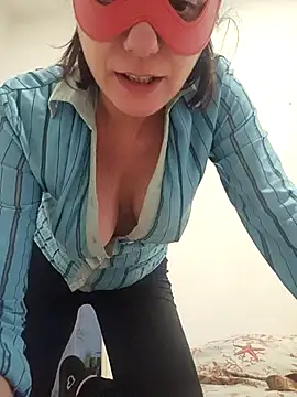 Vagabondainnamorata online show from February 22, 2025, 4:09 pm