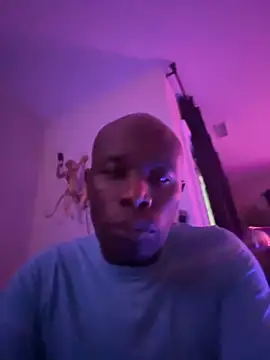 Snapshot of Bignc chatting on October 27, 2025, 12:20 pm Bignc online show from October 27, 2025, 12:20 pm