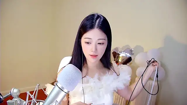 memeda online show from October 11, 2025, 3:21 pm