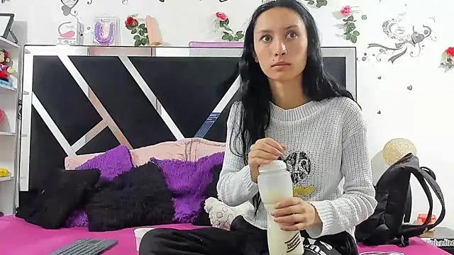 abby eemily online show from September 19, 2025, 12:06 pm