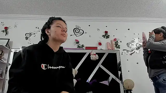 abby eemily online show from October 29, 2025, 12:07 pm