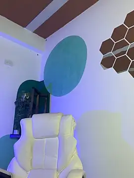 LollaByer online show from October 10, 2025, 9:14 pm