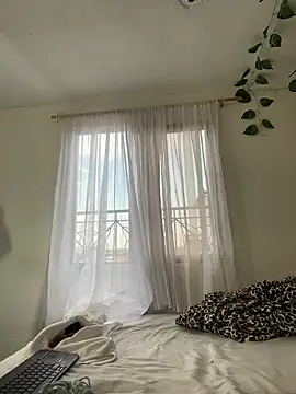 LollaByer online show from March 29, 2026, 9:37 pm