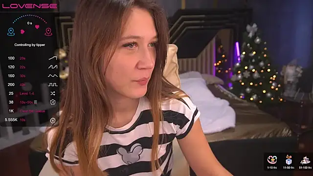 DreamyLinaa online show from January 4, 2025, 5:58 am