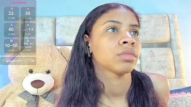 Snapshot of AshleyHill2 chatting on September 26, 2025, 3:32 am AshleyHill2 online show from September 26, 2025, 3:32 am