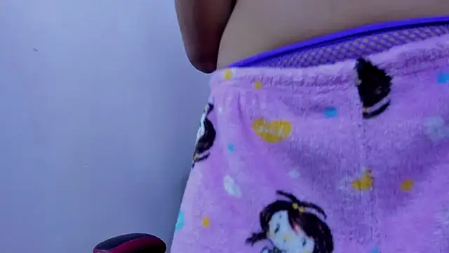 Snapshot of AshleyHill2 chatting on October 24, 2025, 3:47 am AshleyHill2 online show from October 24, 2025, 3:47 am