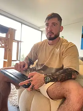 DimitriSullivan  online show from February 26, 2026, 1:21 pm