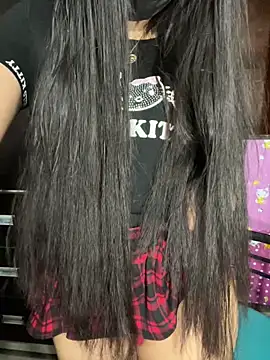 Velyn 18 online show from February 19, 2026, 3:57 am