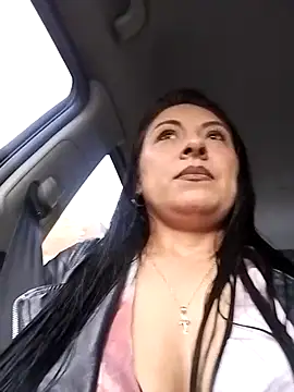 Snapshot of Ella_Rousse chatting on March 15, 2025, 11:19 am Ella Rousse online show from March 15, 2025, 11:19 am