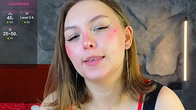 Snapshot of GwendolynFinch chatting on February 2, 2025, 4:15 am GwendolynFinch online show from February 2, 2025, 4:15 am