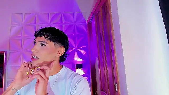 im sebaslopez online show from March 8, 2026, 7:28 pm