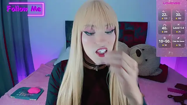 Snapshot of Kirmyy_ chatting on December 25, 2024, 3:40 am Kirmyy online show from December 25, 2024, 3:40 am