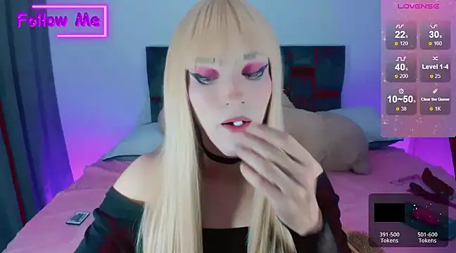 Snapshot of Kirmyy_ chatting on January 6, 2025, 3:42 am Kirmyy online show from January 6, 2025, 3:42 am