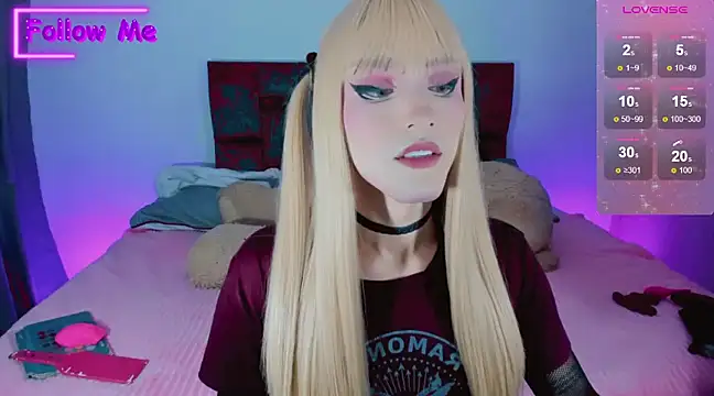 Snapshot of Kirmyy_ chatting on January 16, 2025, 12:12 am Kirmyy online show from January 16, 2025, 12:12 am