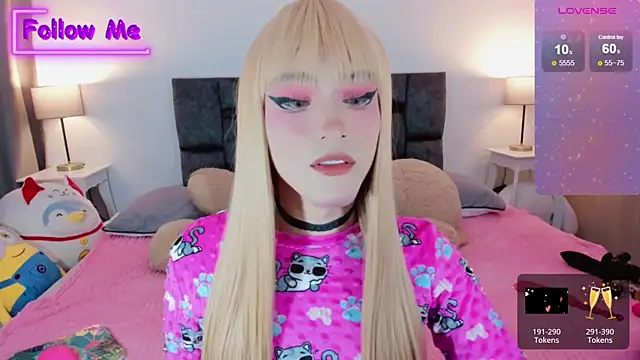 Snapshot of Kirmyy_ chatting on February 3, 2025, 10:54 pm Kirmyy online show from February 3, 2025, 10:54 pm