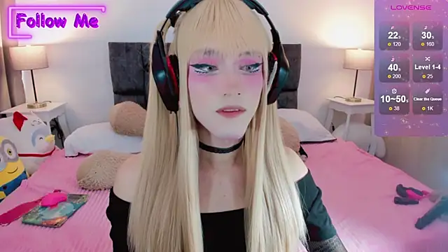 Snapshot of Kirmyy_ chatting on March 1, 2025, 8:21 pm Kirmyy online show from March 1, 2025, 8:21 pm