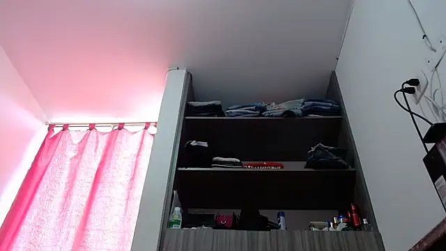 Snapshot of nicolle_milf1978 chatting on February 12, 2026, 12:22 pm nicolle milf1978 online show from February 12, 2026, 12:22 pm