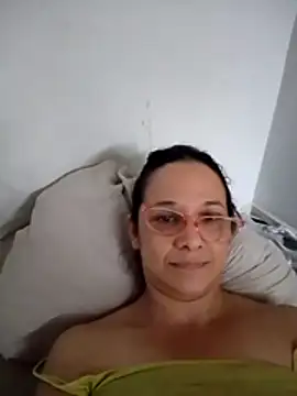 Snapshot of nicolle_milf1978 chatting on June 25, 2026, 12:20 pm nicolle milf1978 online show from June 25, 2026, 12:20 pm