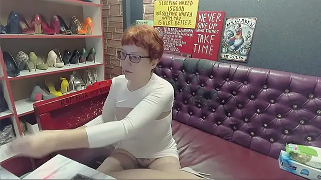 Snapshot of Lily4yourfun chatting on March 22, 2025, 6:22 am Lily4yourfun online show from March 22, 2025, 6:22 am