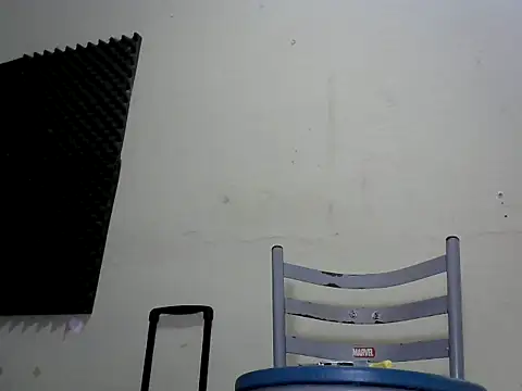 luanadoprive online show from June 15, 2026, 5:37 pm