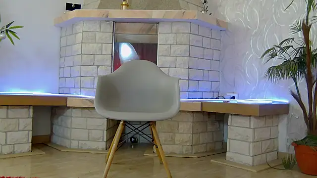 Snapshot of Anne_Blueeyes chatting on January 15, 2025, 1:31 pm Anne Blueeyes online show from January 15, 2025, 1:31 pm