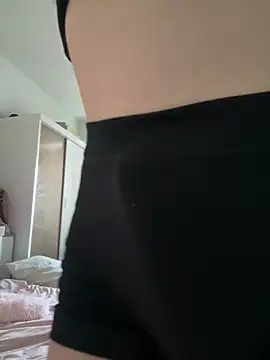 Morguisssz online show from March 25, 2026, 8:26 pm