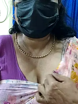 Snapshot of rekha_naier chatting on October 12, 2025, 4:50 pm rekha naier online show from October 12, 2025, 4:50 pm