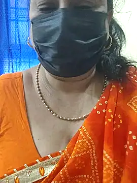 Snapshot of rekha_naier chatting on October 14, 2025, 7:42 am rekha naier online show from October 14, 2025, 7:42 am