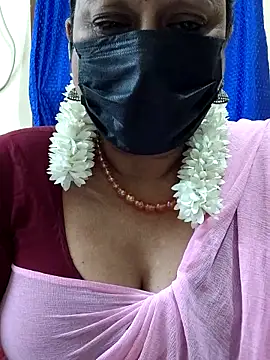 Snapshot of rekha_naier chatting on November 20, 2025, 7:13 pm rekha naier online show from November 20, 2025, 7:13 pm