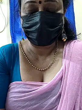 Snapshot of rekha_naier chatting on November 28, 2025, 7:22 am rekha naier online show from November 28, 2025, 7:22 am