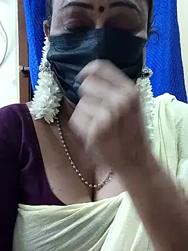 Snapshot of rekha_naier chatting on December 20, 2025, 4:58 pm rekha naier online show from December 20, 2025, 4:58 pm