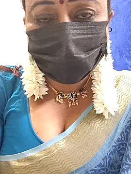 Snapshot of rekha_naier chatting on February 8, 2026, 6:44 pm rekha naier online show from February 8, 2026, 6:44 pm