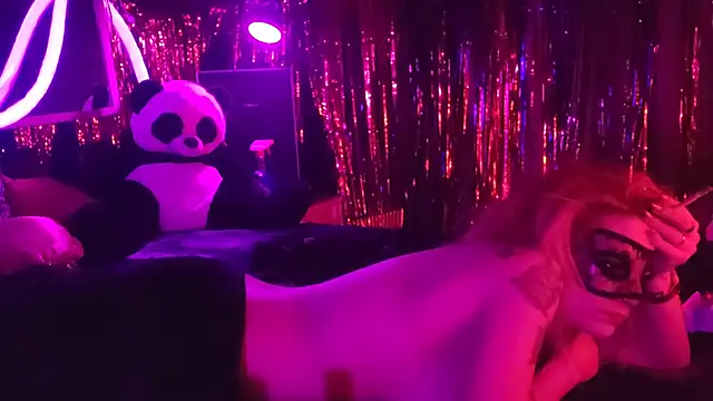 Snapshot of anonymouszN chatting on January 2, 2025, 10:55 pm anonymouszN online show from January 2, 2025, 10:55 pm