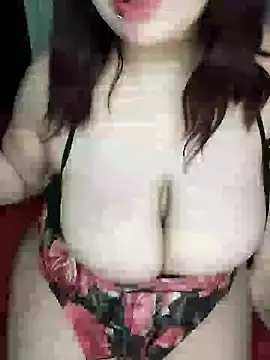 Snapshot of Farawla_elgmda chatting on December 8, 2024, 8:47 pm Farawla elgmda online show from December 8, 2024, 8:47 pm