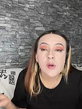 SarahXRusso online show from January 22, 2025, 1:20 am