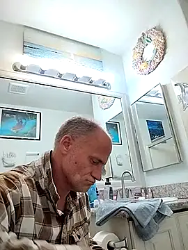 Snapshot of DatingProfile_USA_43_str8 chatting on February 23, 2025, 5:23 am DatingProfile USA 43 str8 online show from February 23, 2025, 5:23 am