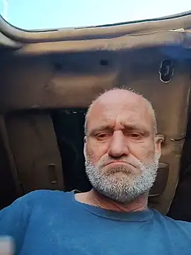 Snapshot of DatingProfile_USA_43_str8 chatting on December 2, 2025, 3:29 pm DatingProfile USA 43 str8 online show from December 2, 2025, 3:29 pm