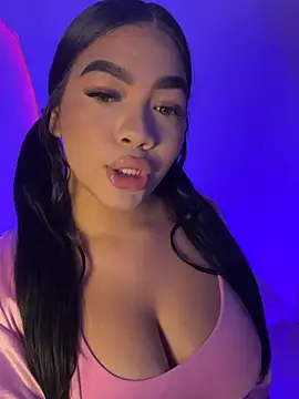 AllissonJames online show from April 16, 2026, 1:45 pm