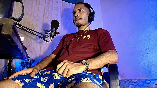 Snapshot of coleman160 chatting on October 28, 2025, 3:43 am coleman160 online show from October 28, 2025, 3:43 am