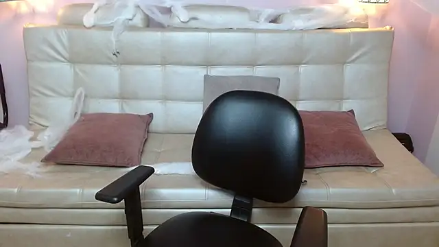 nato evans online show from October 19, 2025, 12:33 am