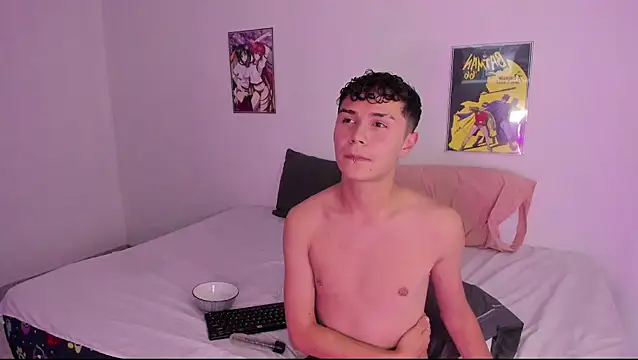 crushnier online show from December 5, 2024, 8:11 pm