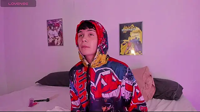 crushnier online show from January 25, 2025, 9:04 pm