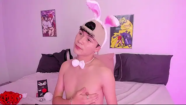 crushnier online show from February 10, 2025, 5:30 pm