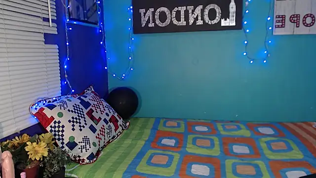 hannyababe online show from December 10, 2024, 4:17 pm