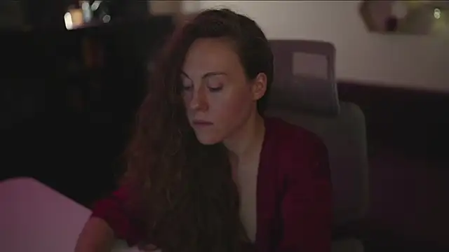 Snapshot of Berberis__Silene chatting on September 8, 2025, 7:57 pm Berberis Silene online show from September 8, 2025, 7:57 pm