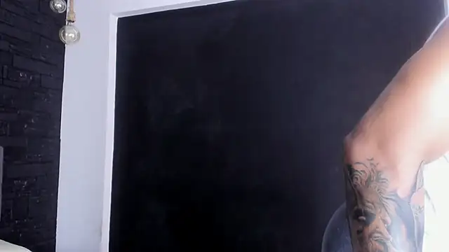 Snapshot of bruno_miller_ chatting on March 9, 2025, 3:01 am bruno miller online show from March 9, 2025, 3:01 am