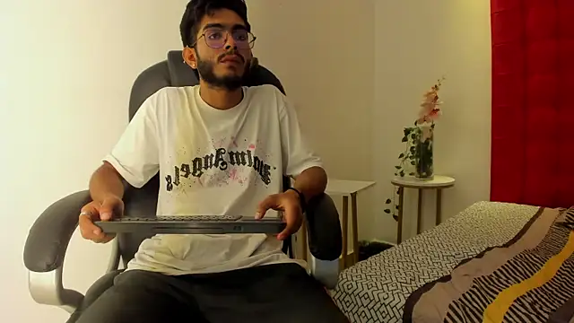 Snapshot of orion_perla chatting on February 12, 2025, 1:41 am orion perla online show from February 12, 2025, 1:41 am