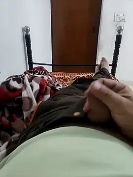 Snapshot of shale26 chatting on February 28, 2025, 4:21 am shale26 online show from February 28, 2025, 4:21 am